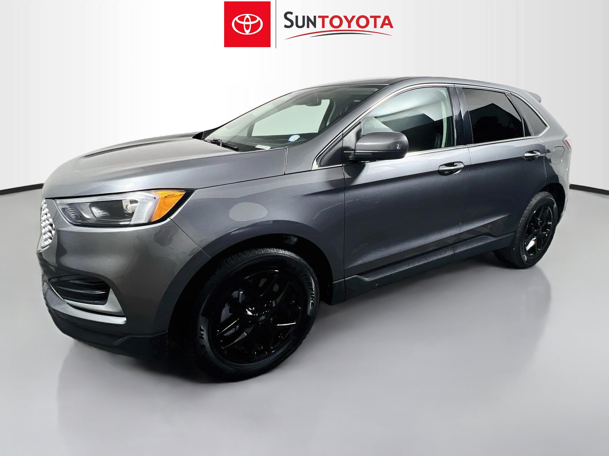 Used 2024 Ford Edge SEL AWD/4WD image 9