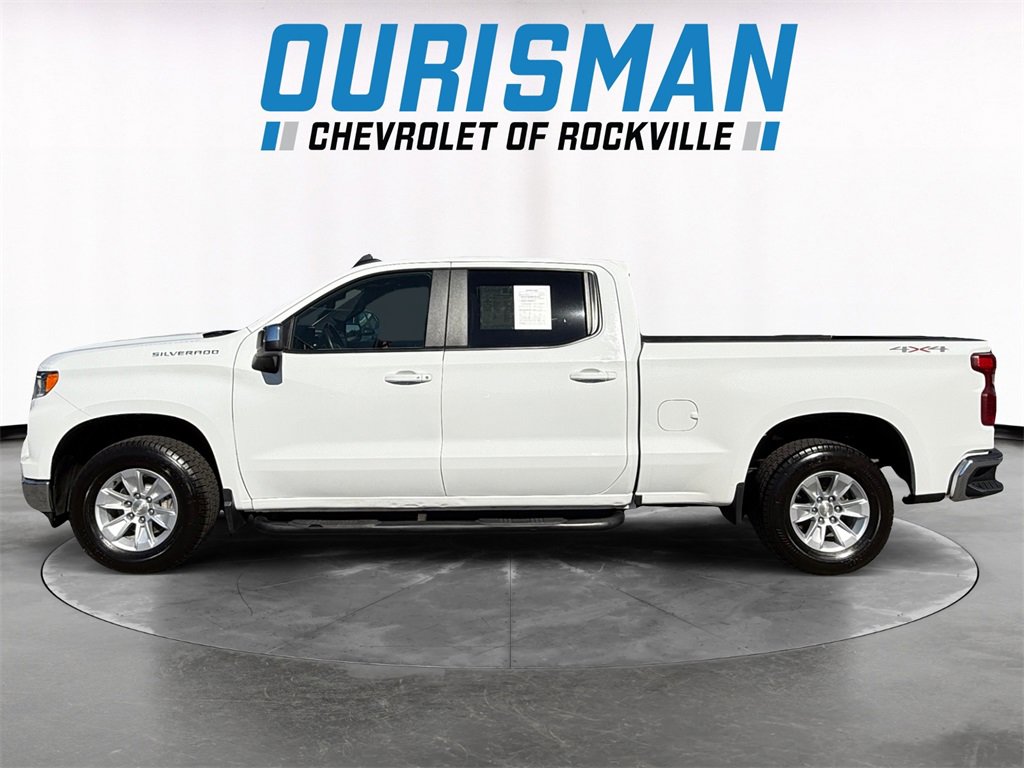New 2026 Chevrolet Suburban Z71 w/ Sun And Tow Package image 3
