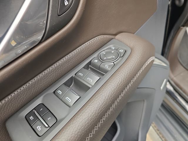 Used 2021 GMC Yukon XL Denali image 11