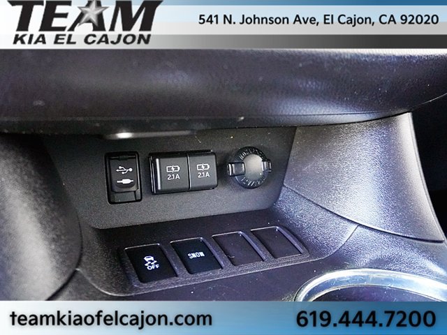 Used 2019 Toyota Highlander Limited FWD image 36
