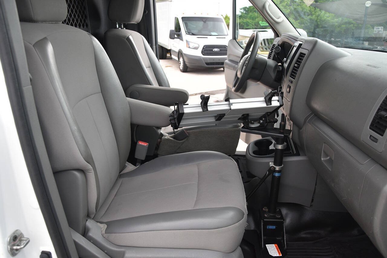 Used 2020 Nissan NV 1500 SV RWD image 10
