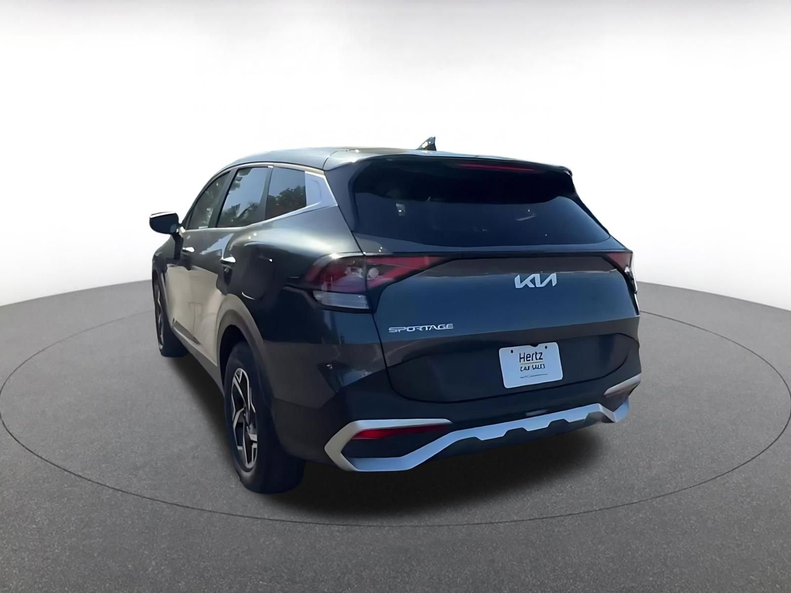 Used 2025 Kia Sportage LX image 11