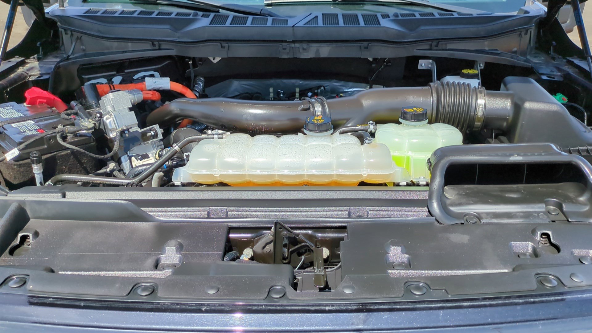 Used 2024 Ford F150 XLT w/ Mobile Office Package image 32