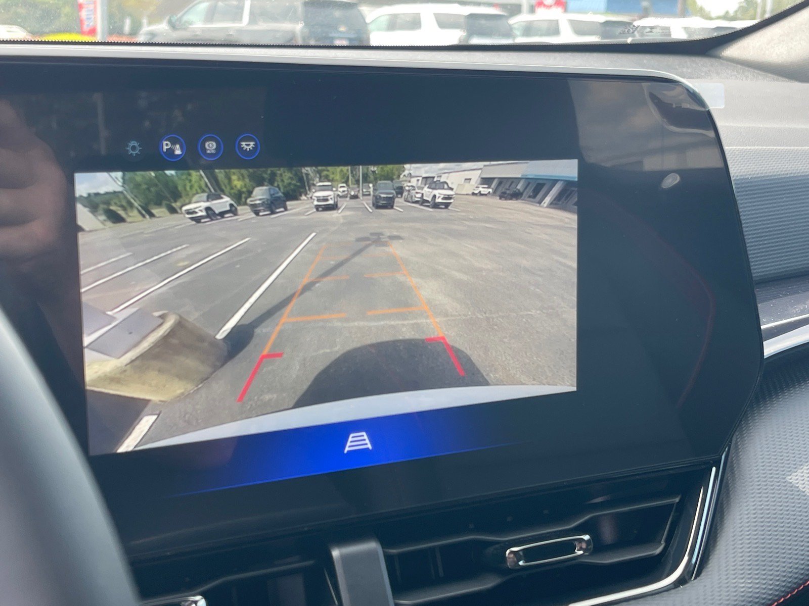 New 2027 Chevrolet Equinox RS AWD/4WD image 6