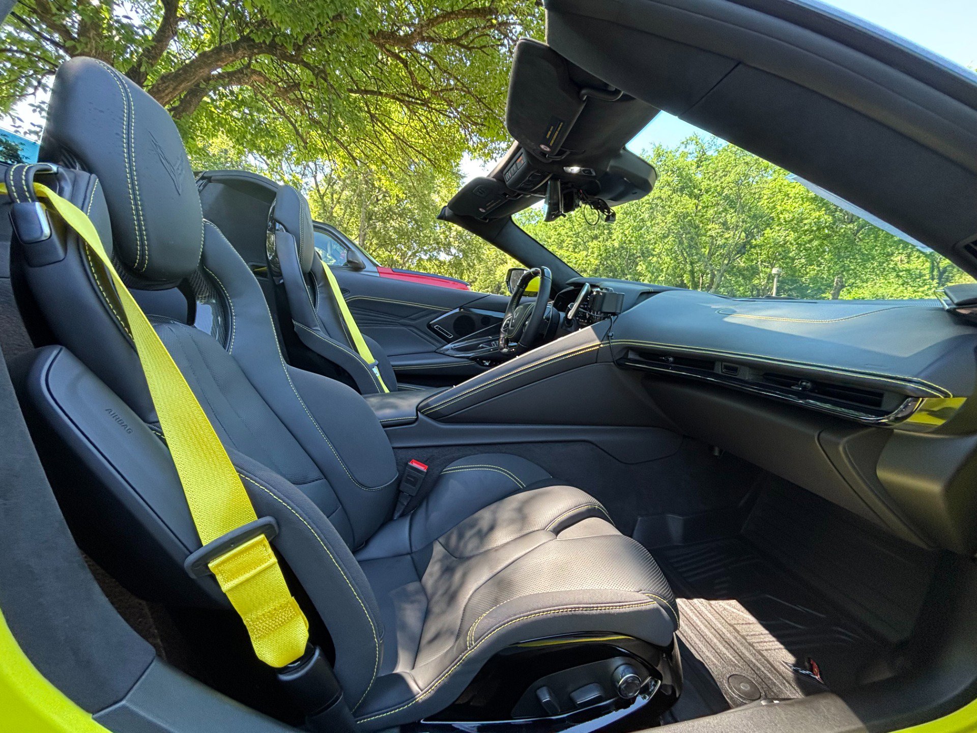 Used 2024 Chevrolet Corvette Z06 RWD image 35