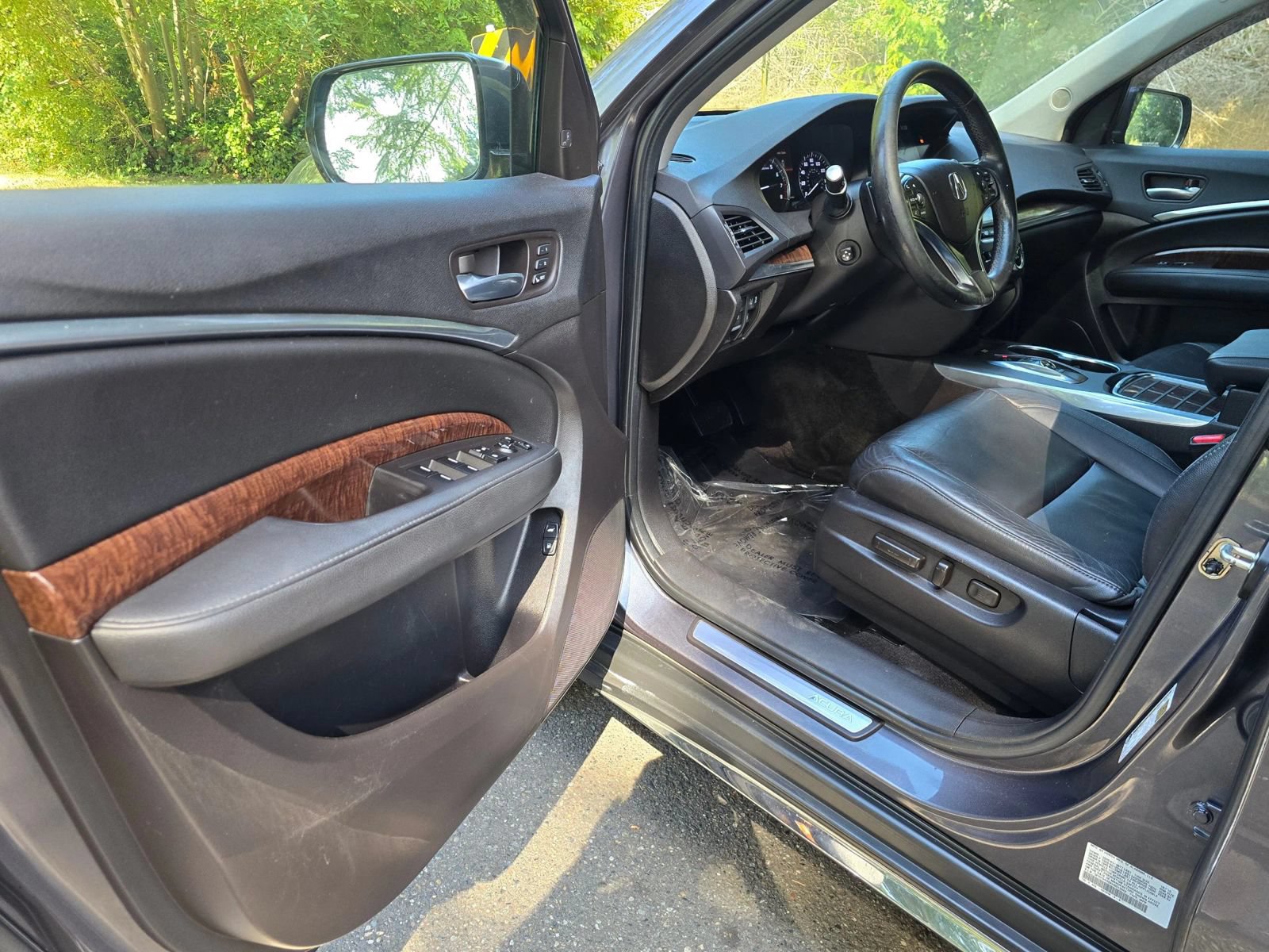 Used 2017 Acura MDX w/ Technology Package AWD/4WD image 20