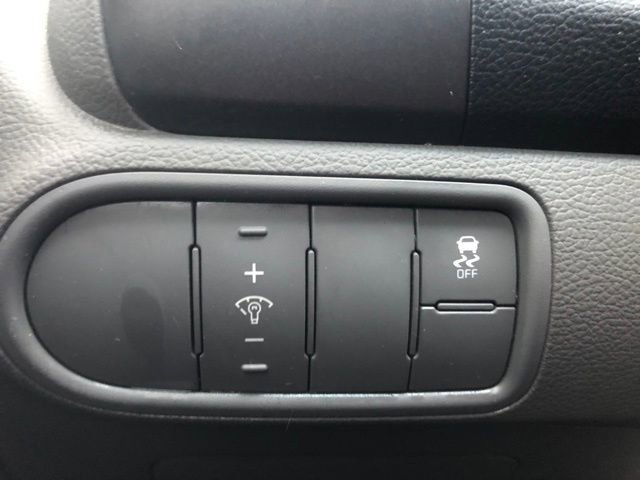 Used 2017 Kia Forte LX image 36