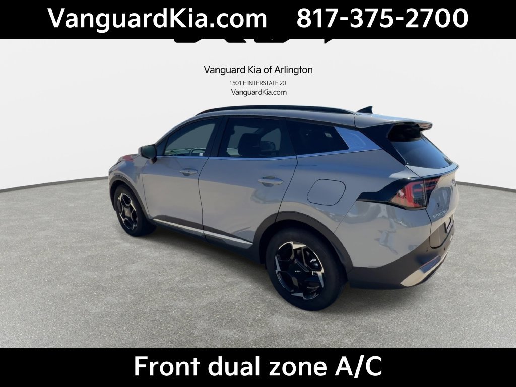Certified 2026 Kia Sportage EX w/ EX Panorama Roof Package FWD image 7