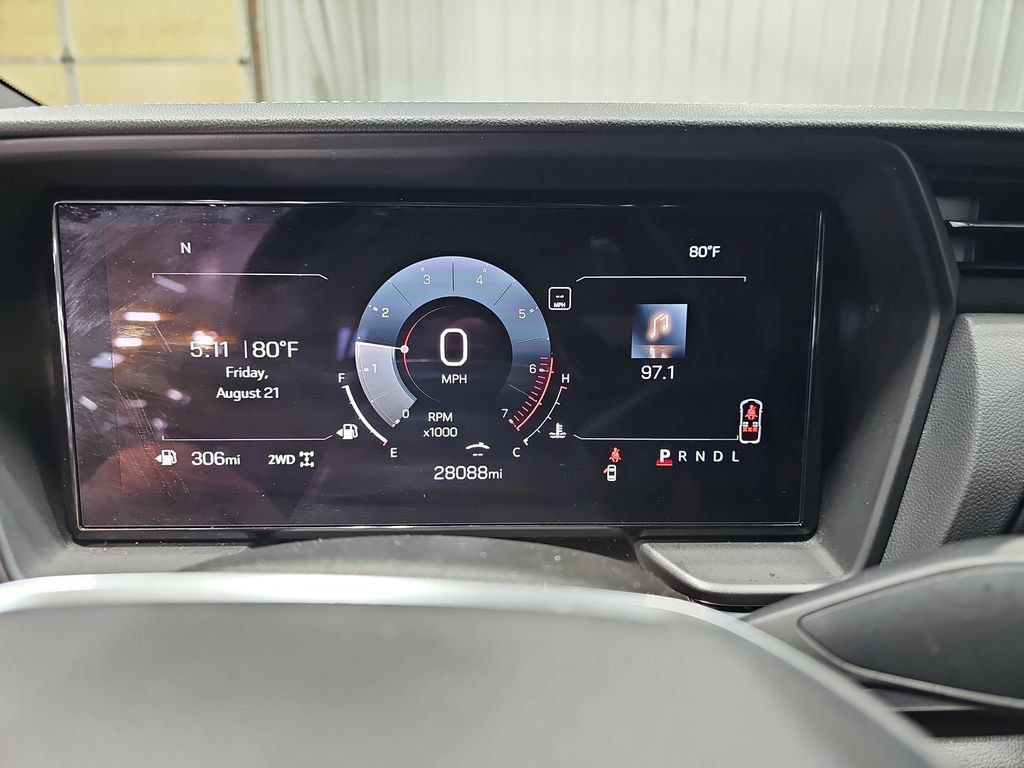 Used 2025 GMC Terrain Elevation AWD/4WD image 18