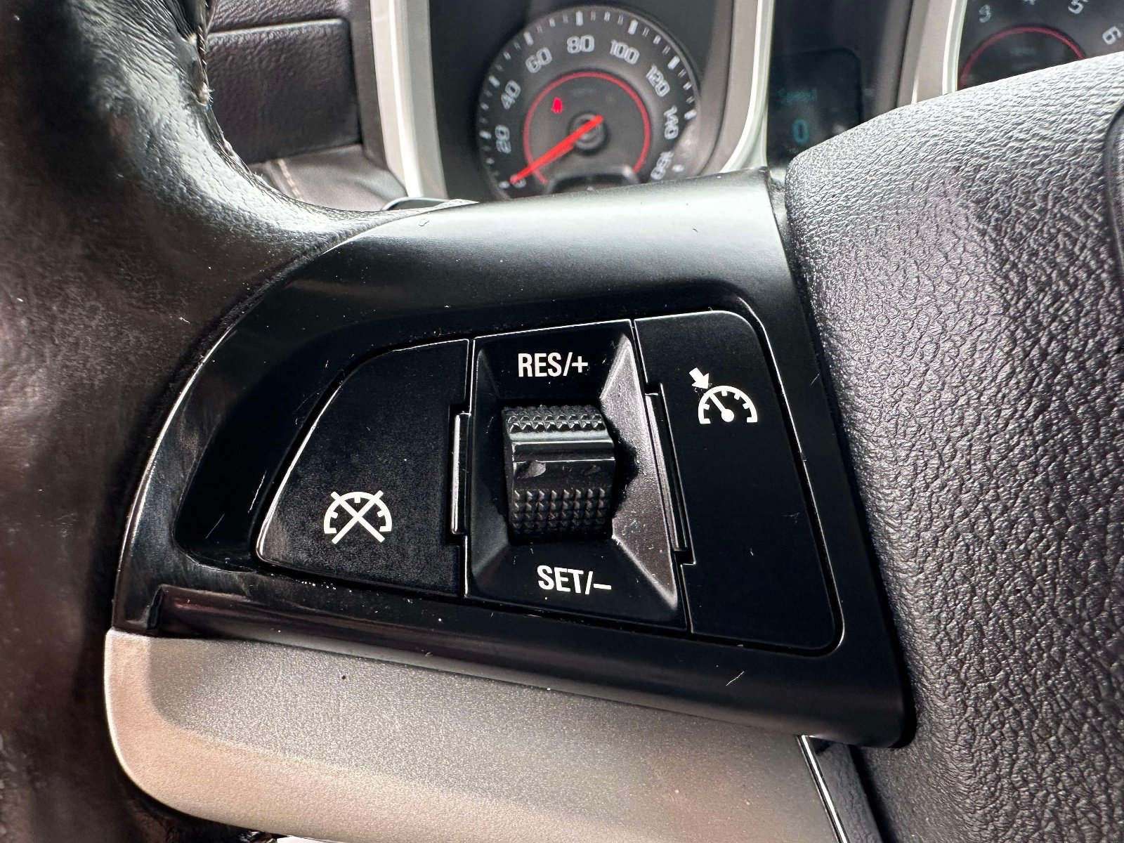 Used 2014 Chevrolet Camaro LT RWD image 14