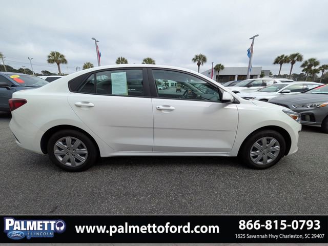 Used 2023 Kia Rio LX image 2