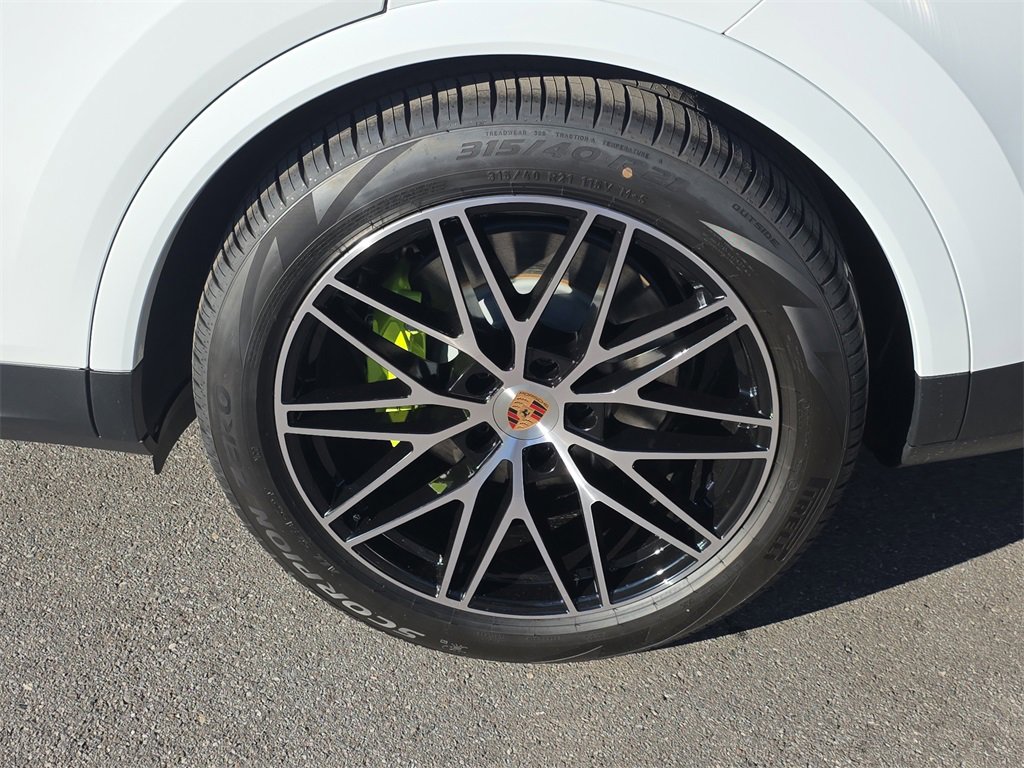 New 2026 Porsche Cayenne S image 11