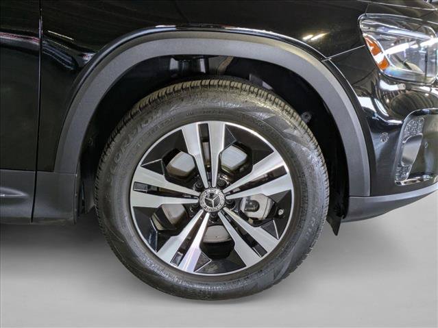 Used 2025 Mercedes-Benz GLB 250 image 24