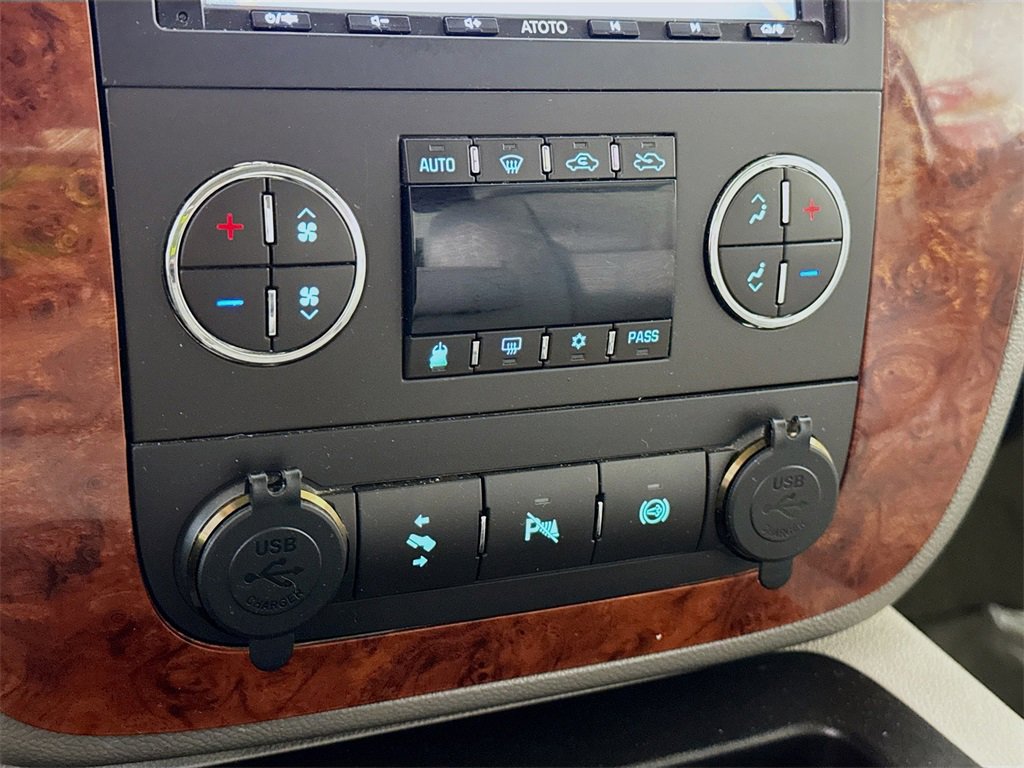 Used 2011 Chevrolet Silverado 3500 LTZ w/ LTZ Plus Package image 6