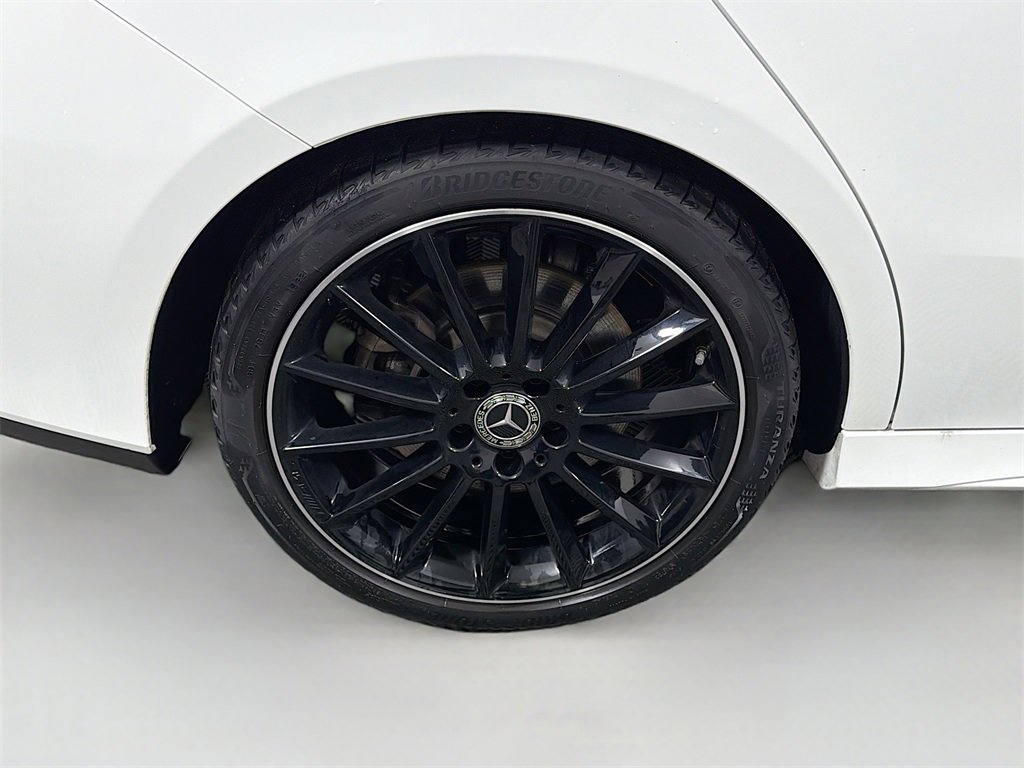 Used 2023 Mercedes-Benz CLA 250 4MATIC image 35