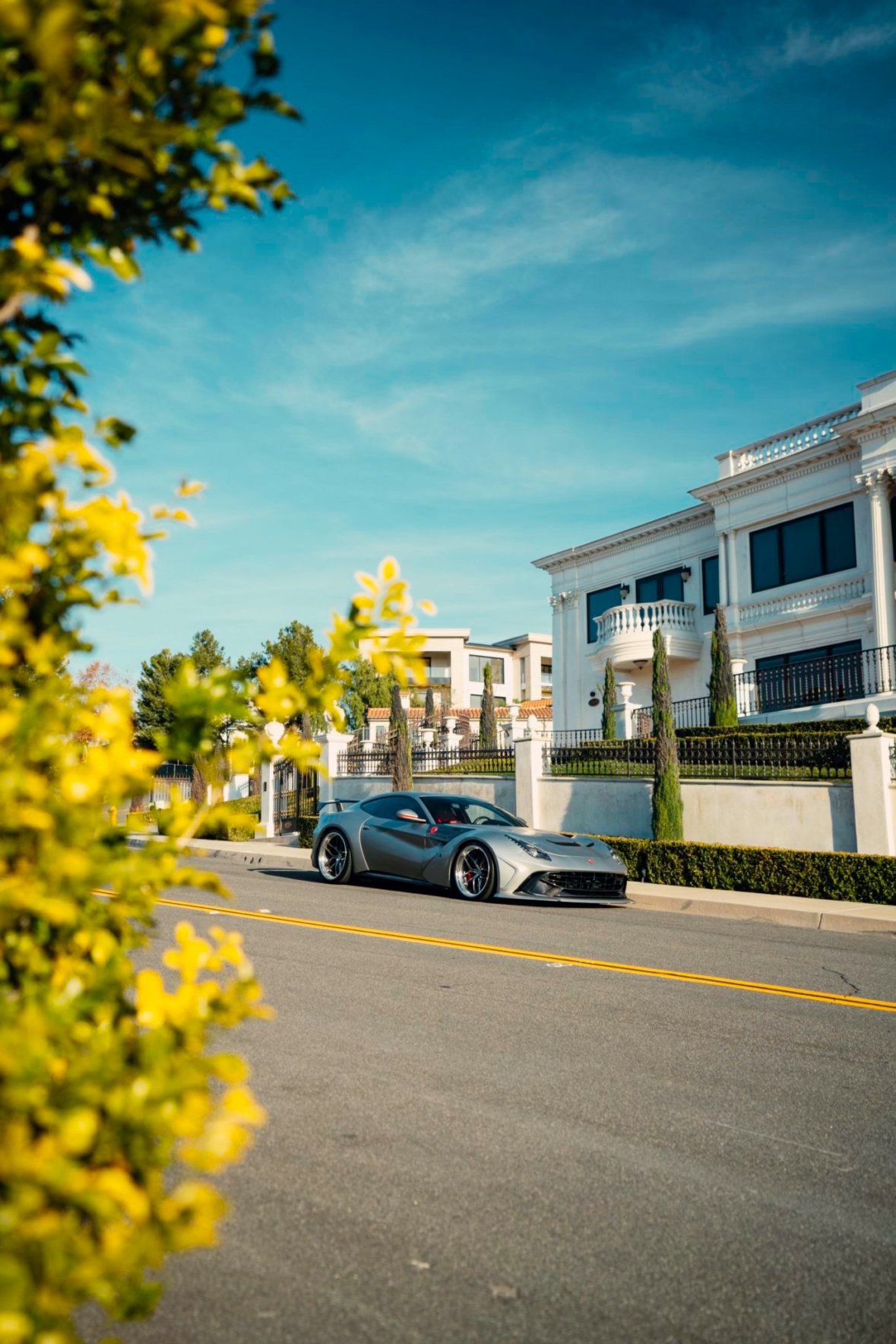 Used 2016 Ferrari F12 Berlinetta RWD image 64