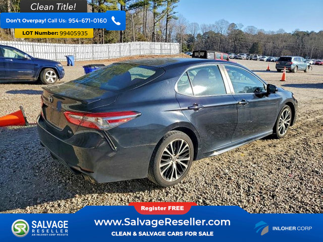Used 2018 Toyota Camry image 4