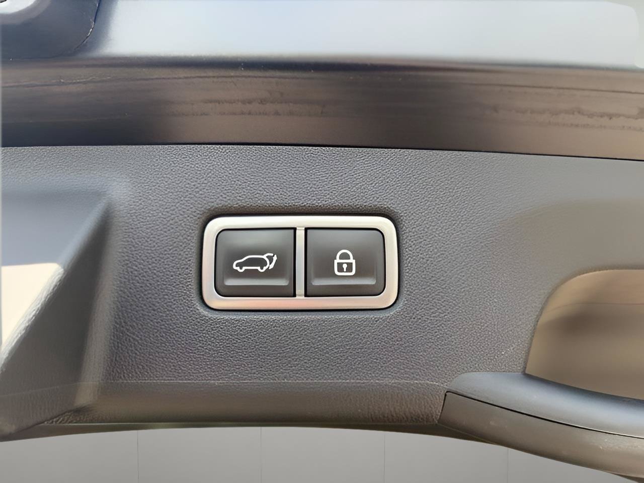 Used 2023 Kia Sorento SX AWD/4WD image 24
