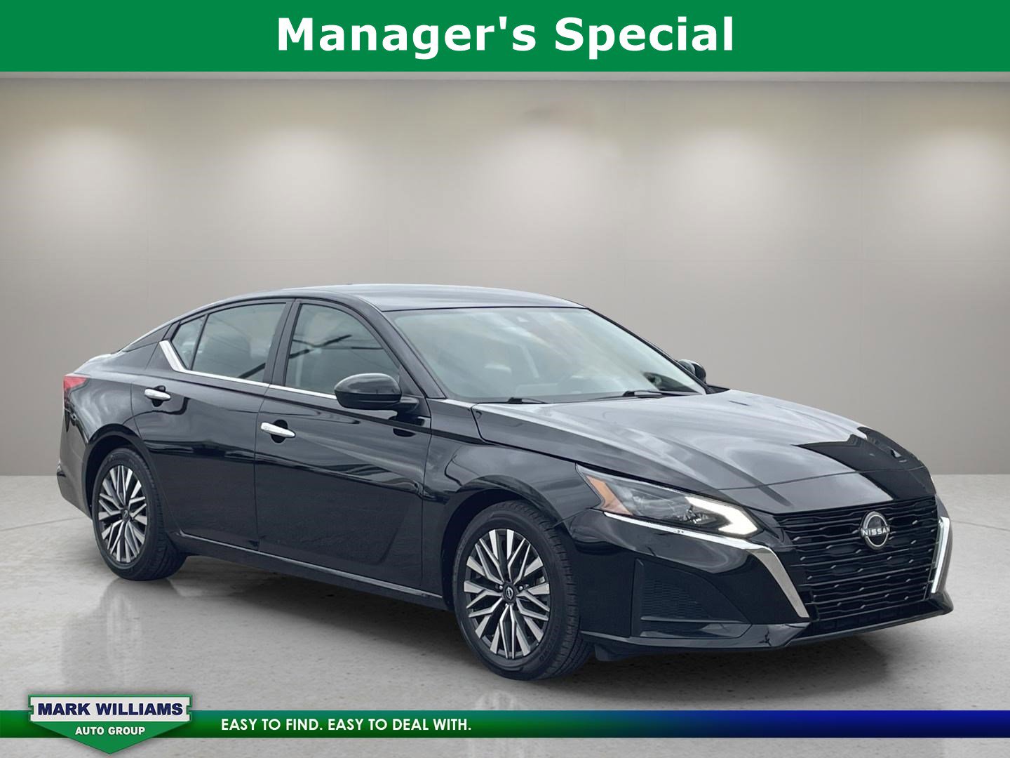 Used 2023 Nissan Altima 2.5 SV image 1