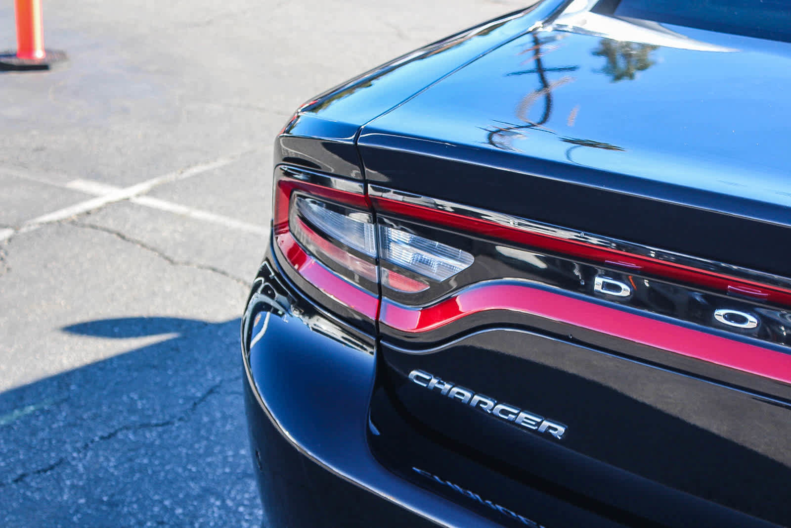 Used 2017 Dodge Charger SXT w/ Plus Group image 7