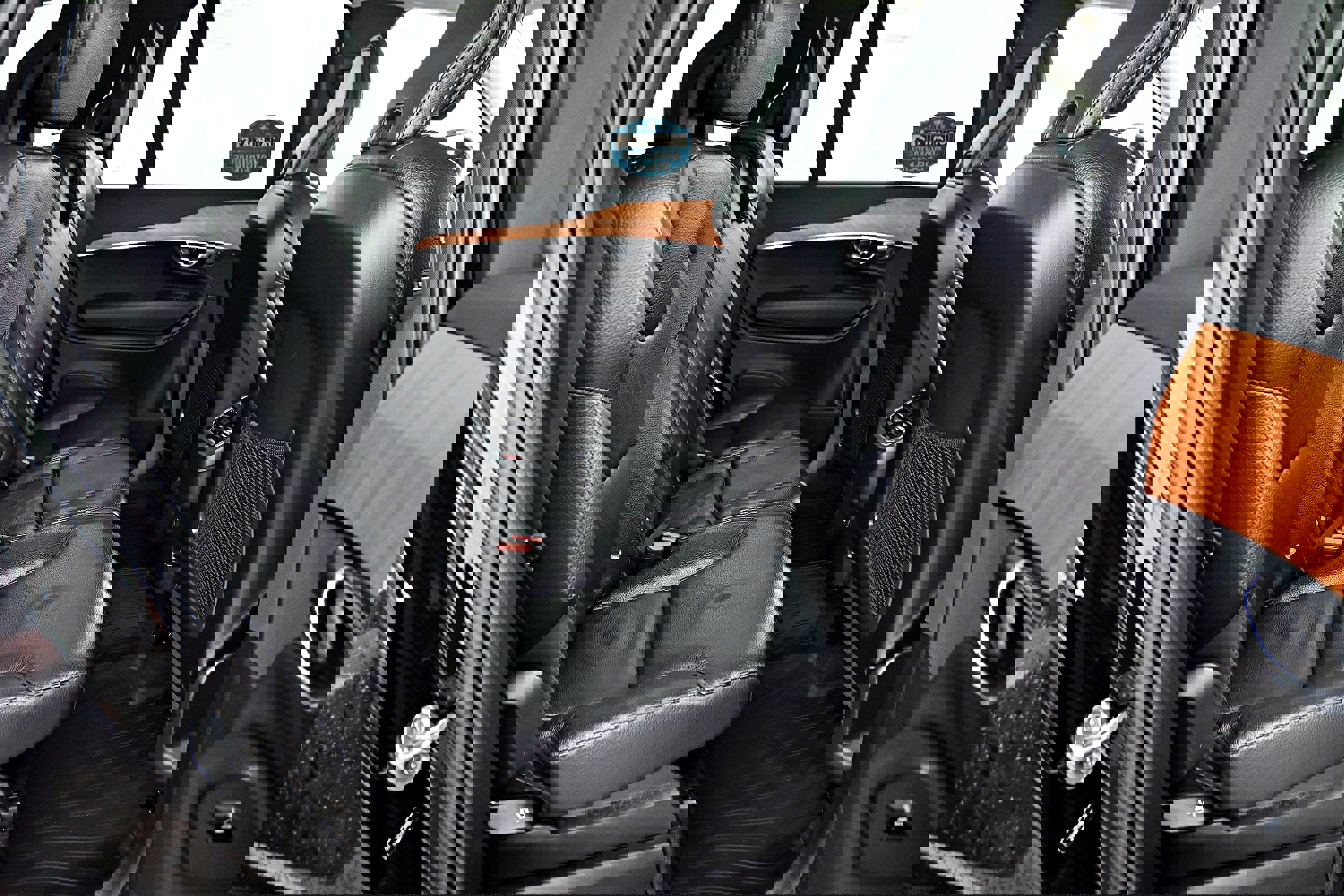 Used 2022 Volvo XC90 T6 Momentum w/ Climate Package image 19