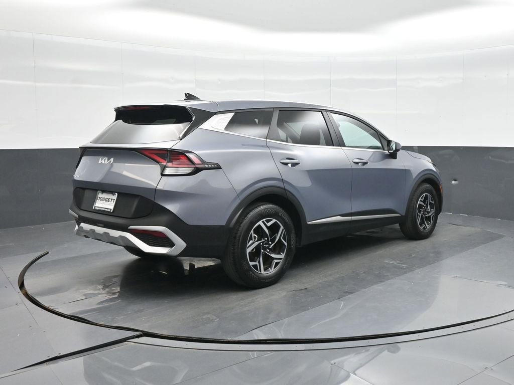 Used 2025 Kia Sportage LX FWD image 7