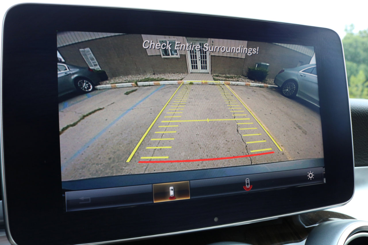 Used 2017 Mercedes-Benz C 300 4MATIC Sedan image 33