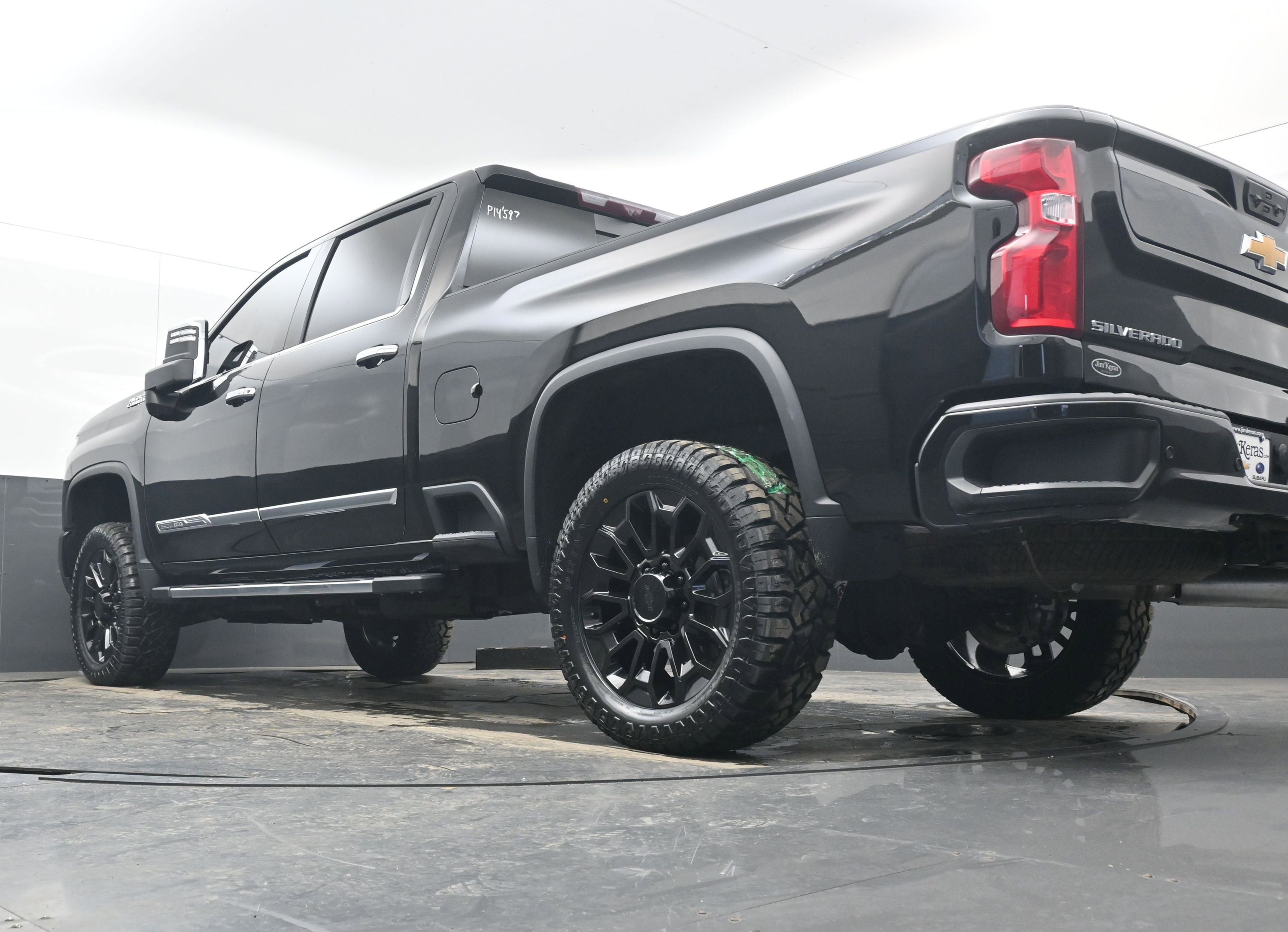 Used 2024 Chevrolet Silverado 2500 High Country w/ Technology Package image 24