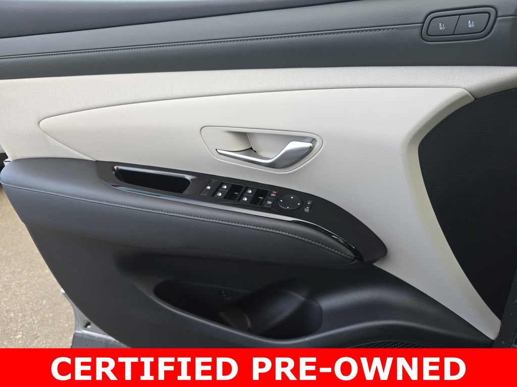 Used 2025 Hyundai Tucson Limited FWD image 28