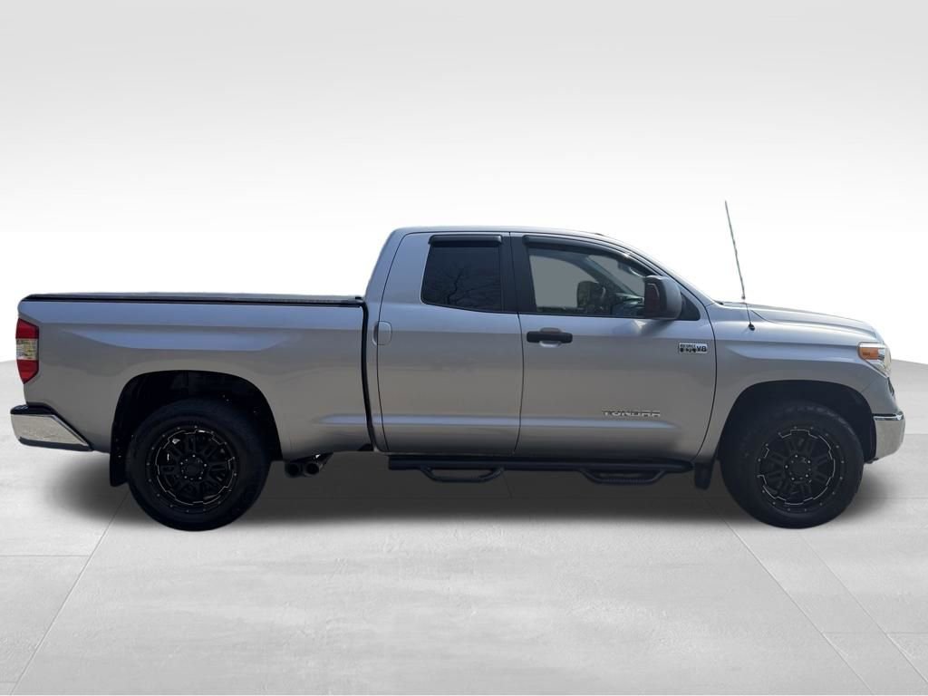 Used 2014 Toyota Tundra SR5 w/ SR5 Upgrade Package AWD/4WD image 7