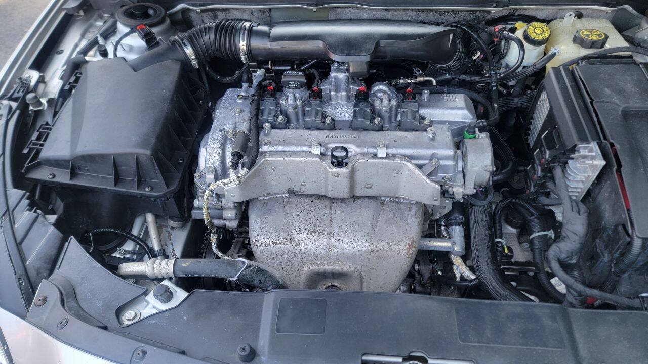Used 2015 Chevrolet Malibu LT w/ Power Convenience Package FWD image 13
