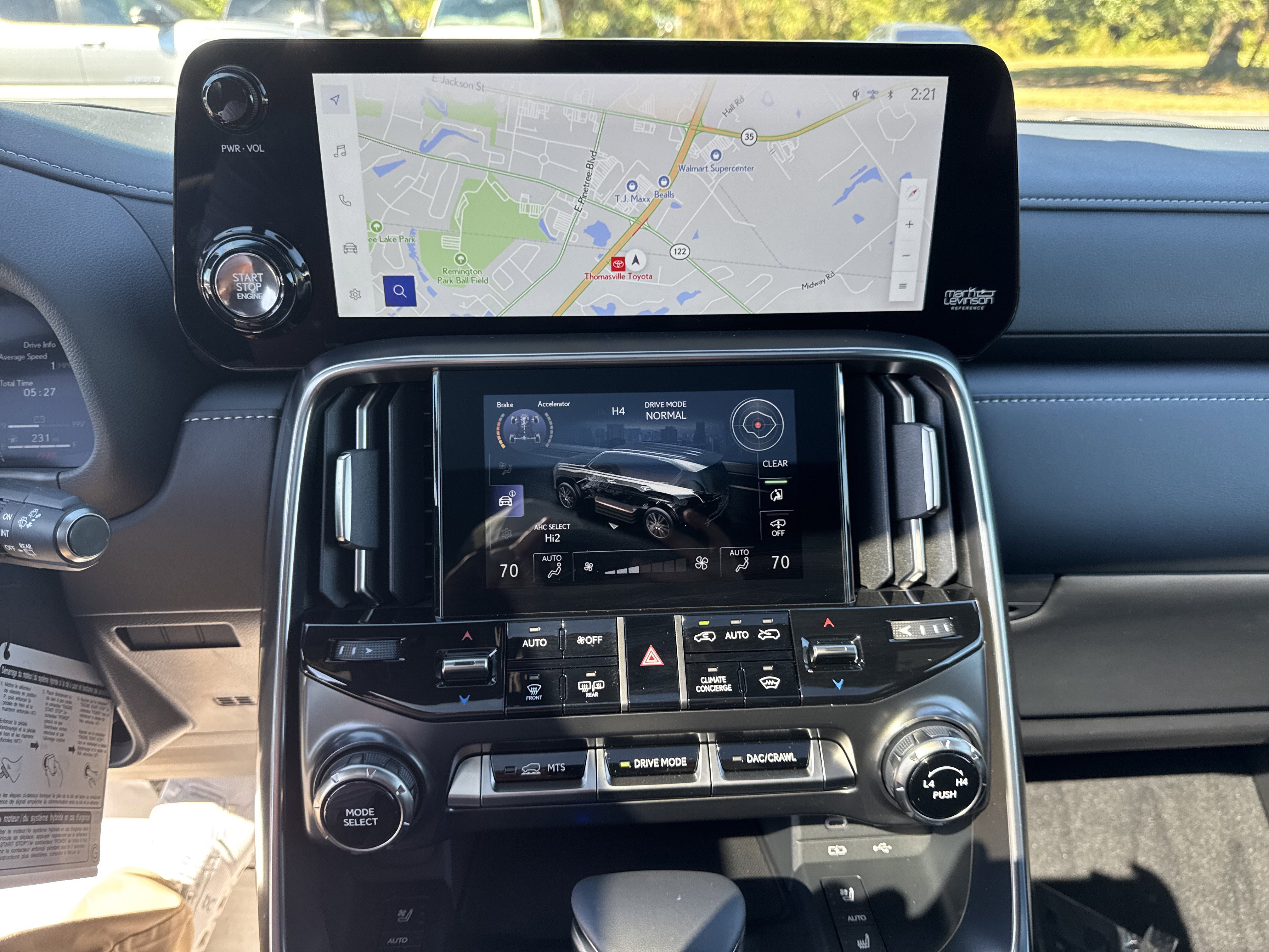 Used 2025 Lexus LX 600 4WD w/ Interior Upgrade Package image 19