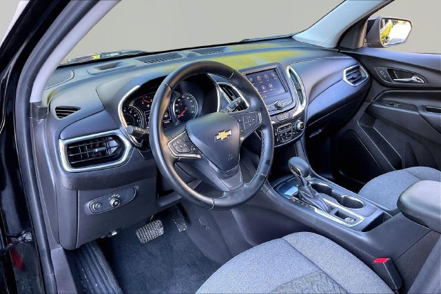 Used 2024 Chevrolet Equinox LT FWD image 12
