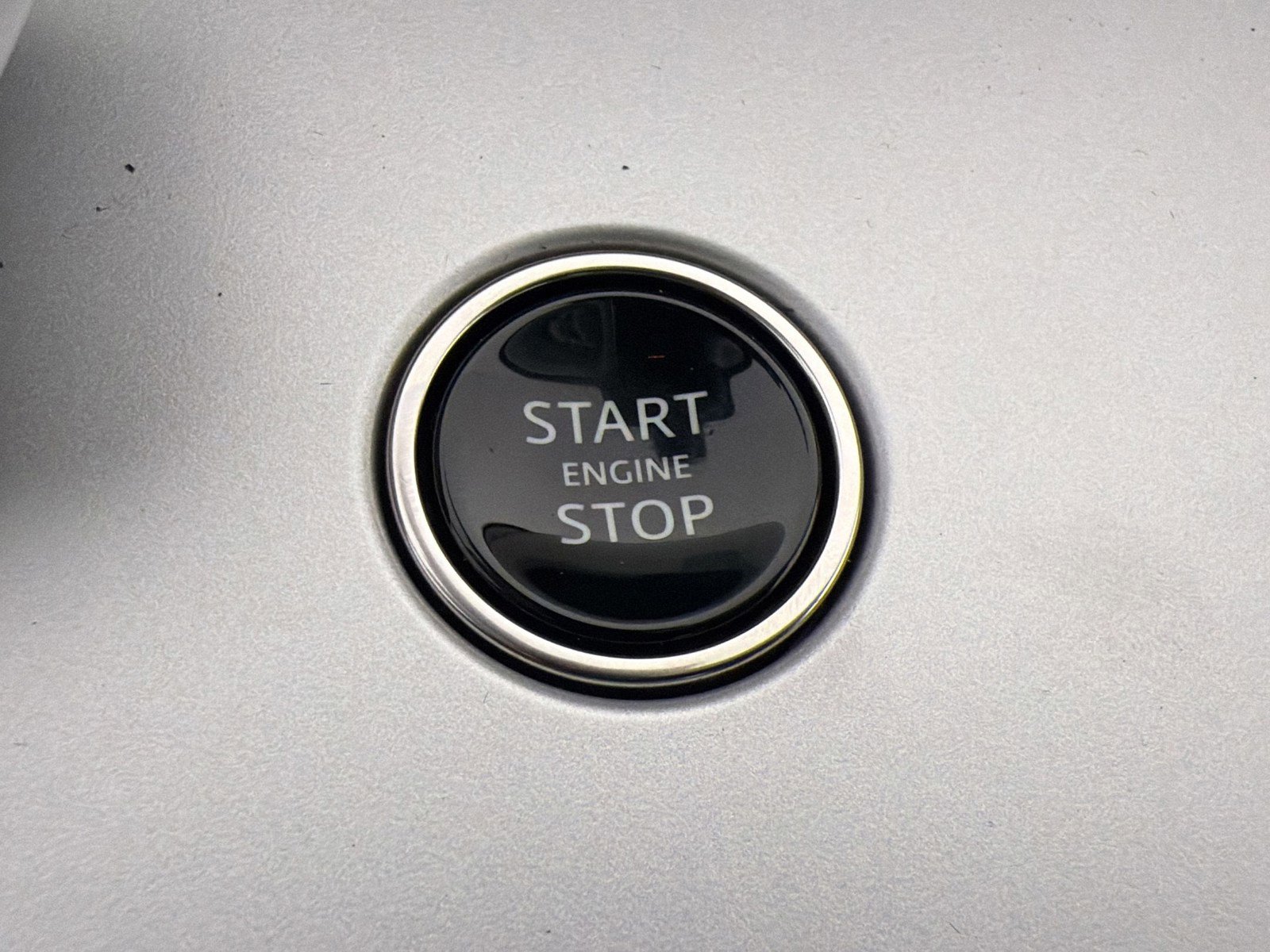 New 2026 Land Rover Range Rover Long Wheelbase SE image 27