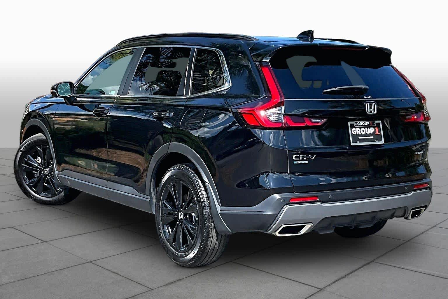 Used 2025 Honda CR-V Sport Touring image 12