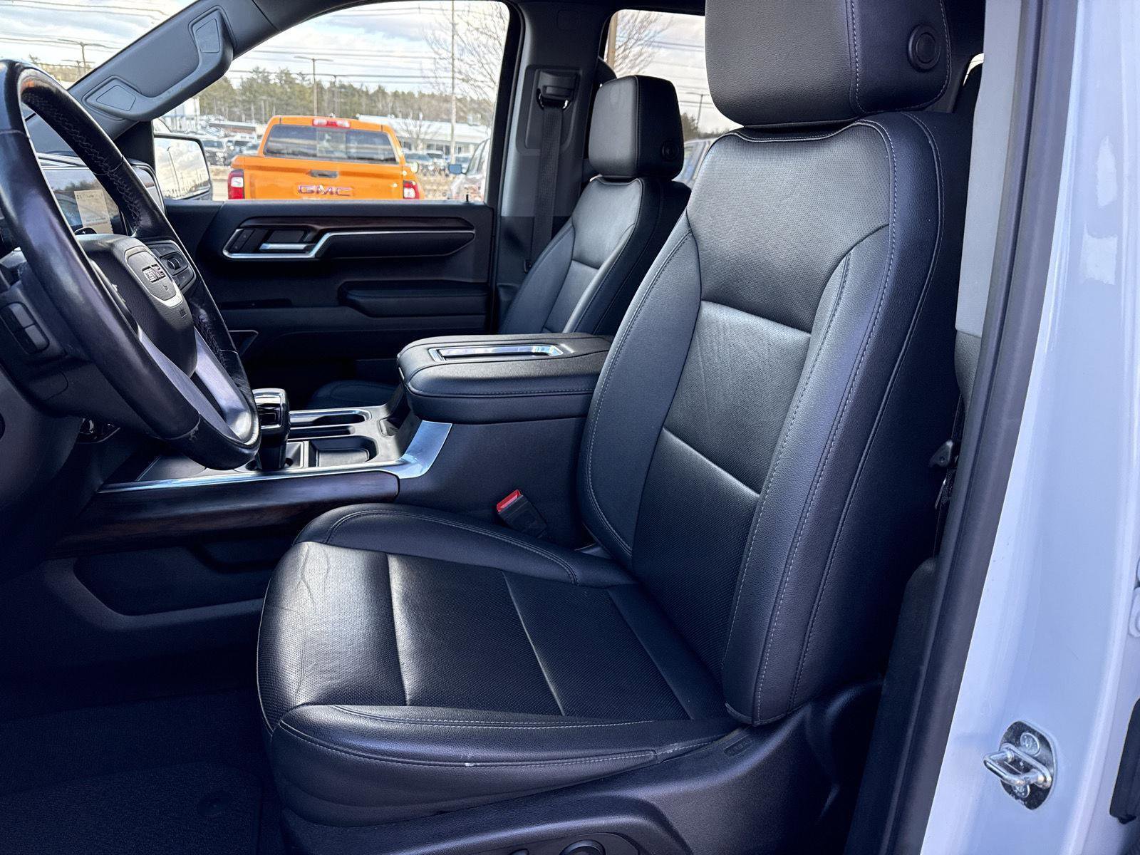 Used 2022 GMC Sierra 1500 SLT w/ SLT Premium Package image 14