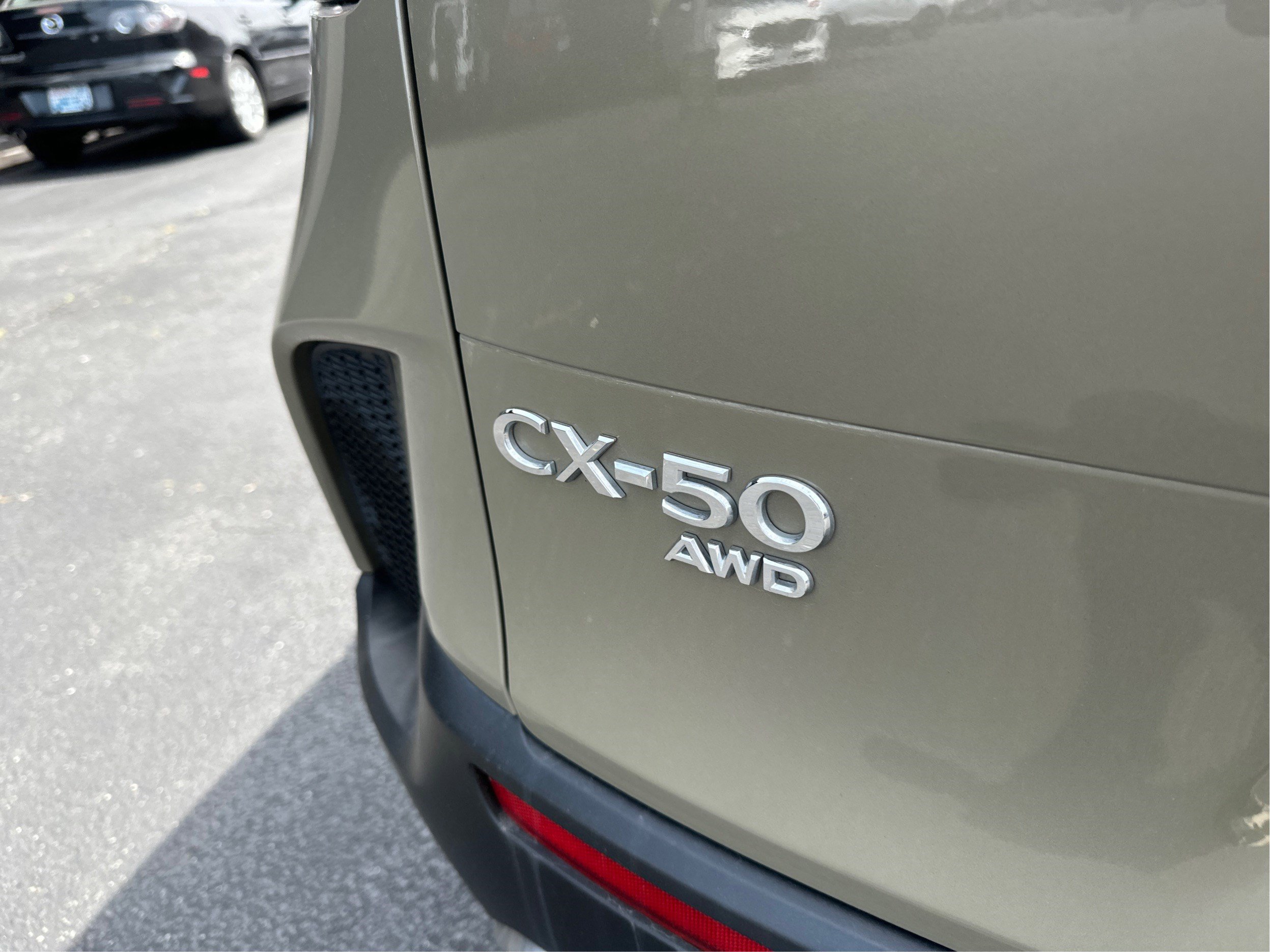 Used 2025 MAZDA CX-50 Meridian Edition w/ Weather Package AWD/4WD image 28