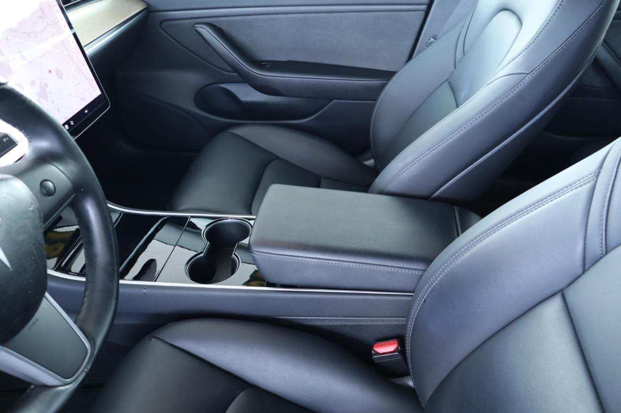 Used 2018 Tesla Model 3 Long Range RWD image 17
