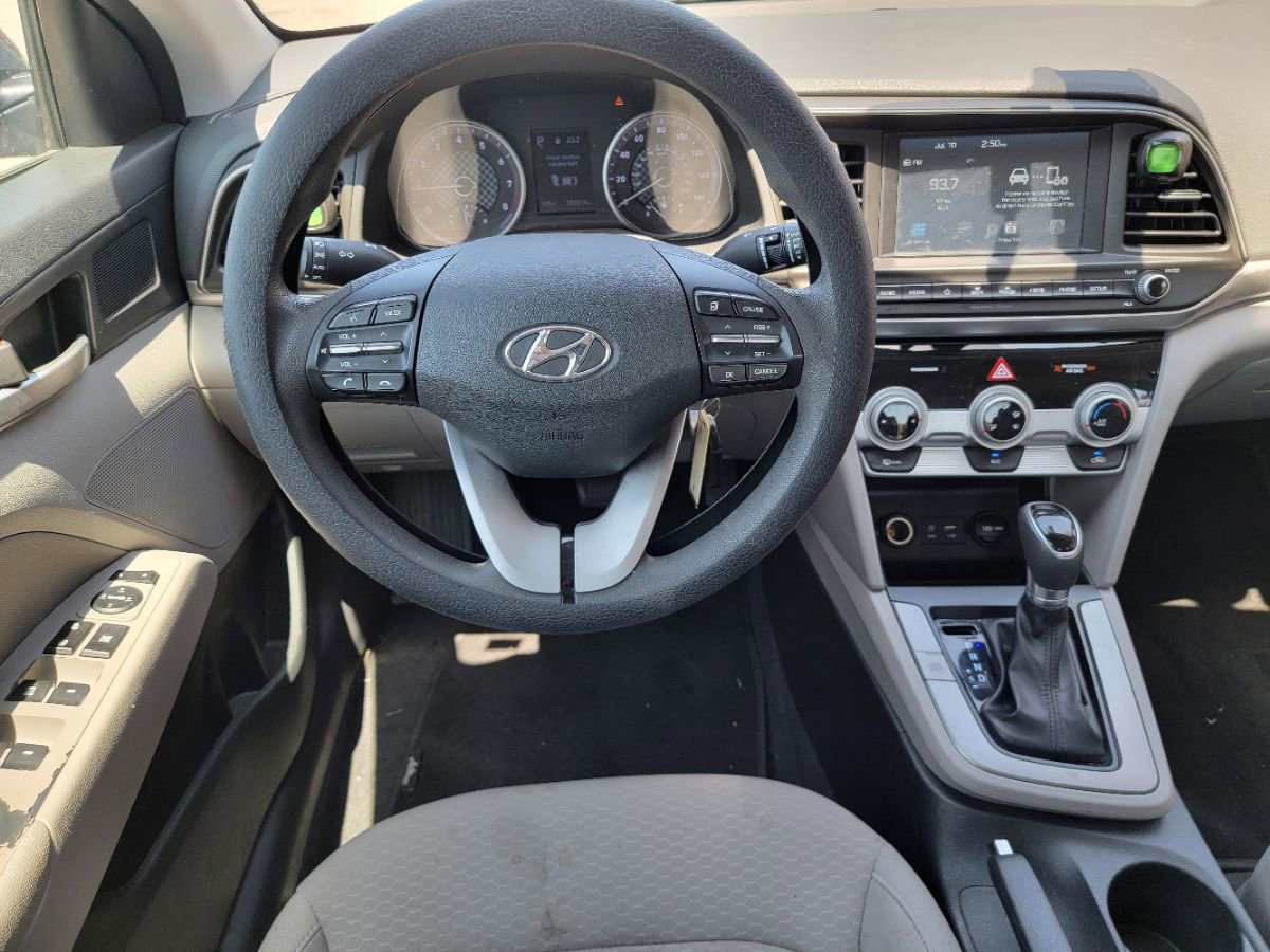 Used 2019 Hyundai Elantra SEL image 14