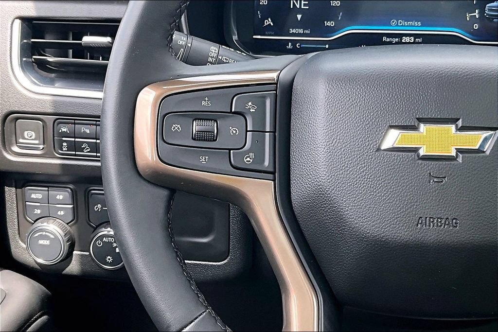 Used 2024 Chevrolet Tahoe High Country AWD/4WD image 18