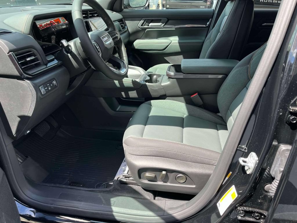New 2026 GMC Terrain AT4 w/ Convenience Package III AWD/4WD image 22