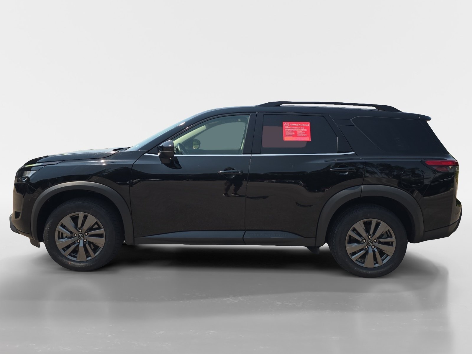 Certified 2025 Nissan Pathfinder SV FWD image 2