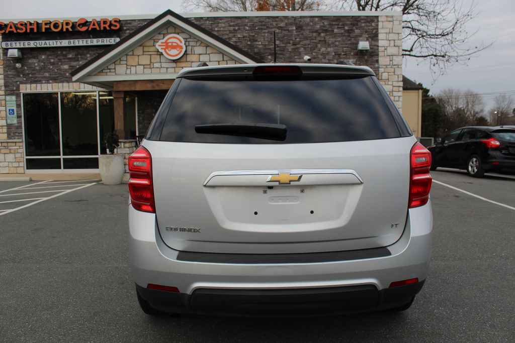 Used 2017 Chevrolet Equinox LT w/ Convenience Package image 6