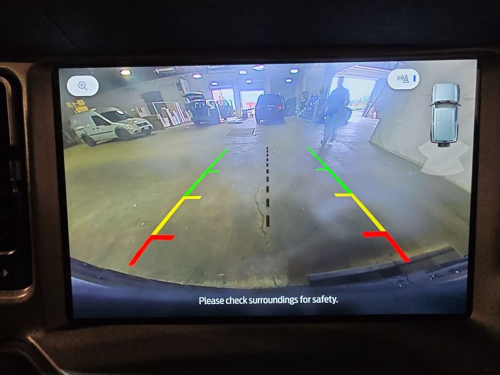 Used 2025 Ford Bronco Badlands AWD/4WD image 23