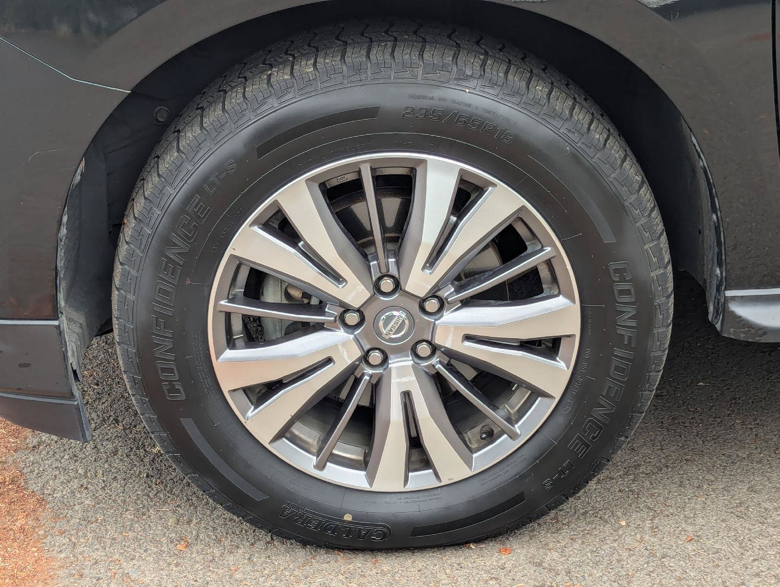 Used 2019 Nissan Pathfinder SV AWD/4WD image 3