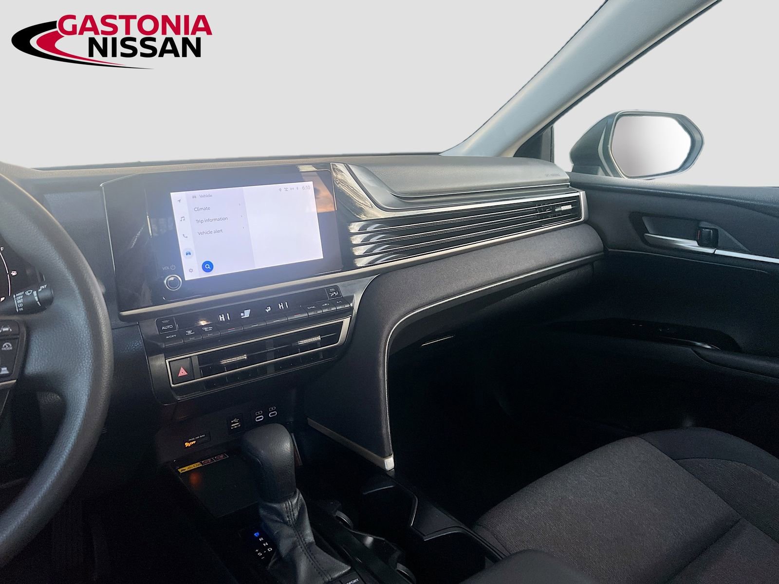 Used 2025 Toyota Camry LE image 29