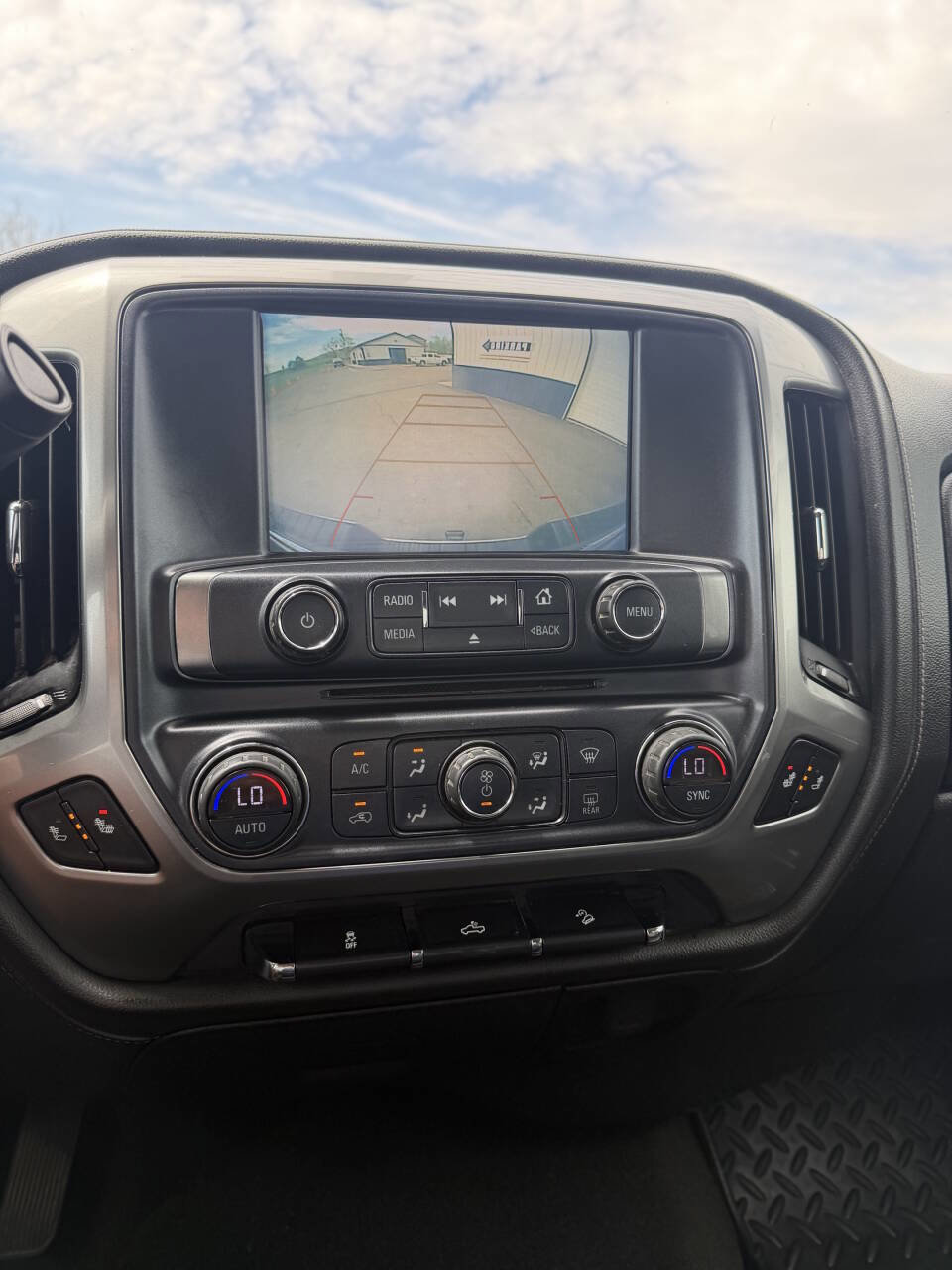 Used 2018 Chevrolet Silverado 2500 LTZ w/ Z71 Package, Off-Road AWD/4WD image 21