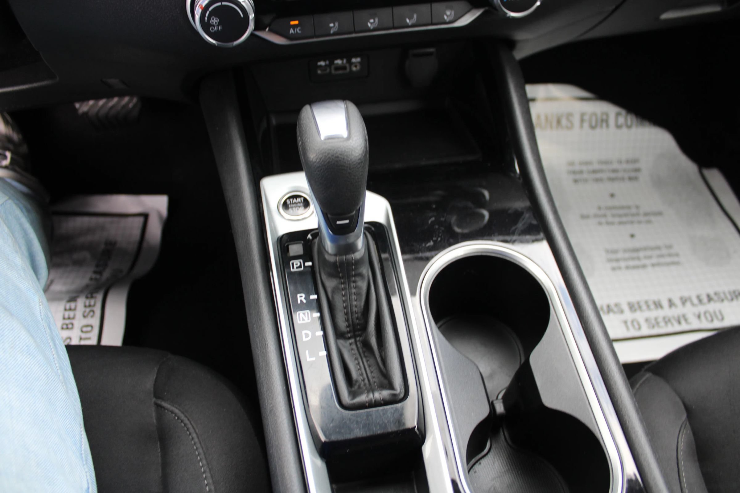 Used 2024 Nissan Altima 2.5 SV FWD image 16