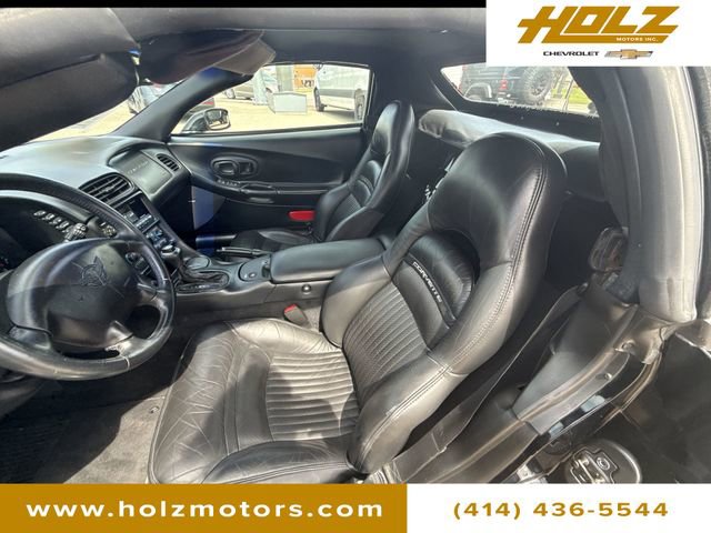 Used 2001 Chevrolet Corvette Convertible w/ Preferred Equipment Group2 RWD image 22