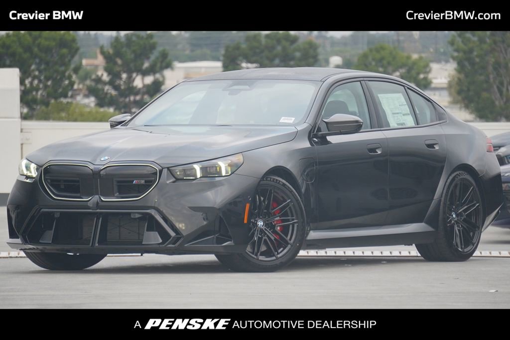 New 2026 BMW M5 w/ Carbon Package